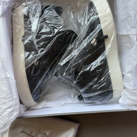 Giuseppe Zanotti “Python Skin” - Picture 4 of 5